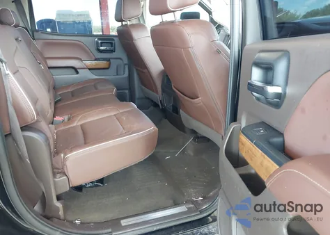 2018 Chevrolet Silverado 2500Hd High Country z USA, uszkodzony, nr VIN 1GC1KXEY2JF201855